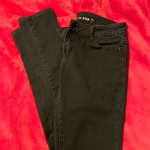 Black skinny jeans